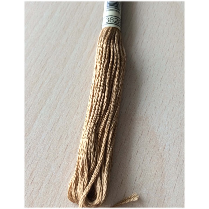 3828 brun chêne