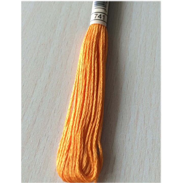 741 orange mandarine