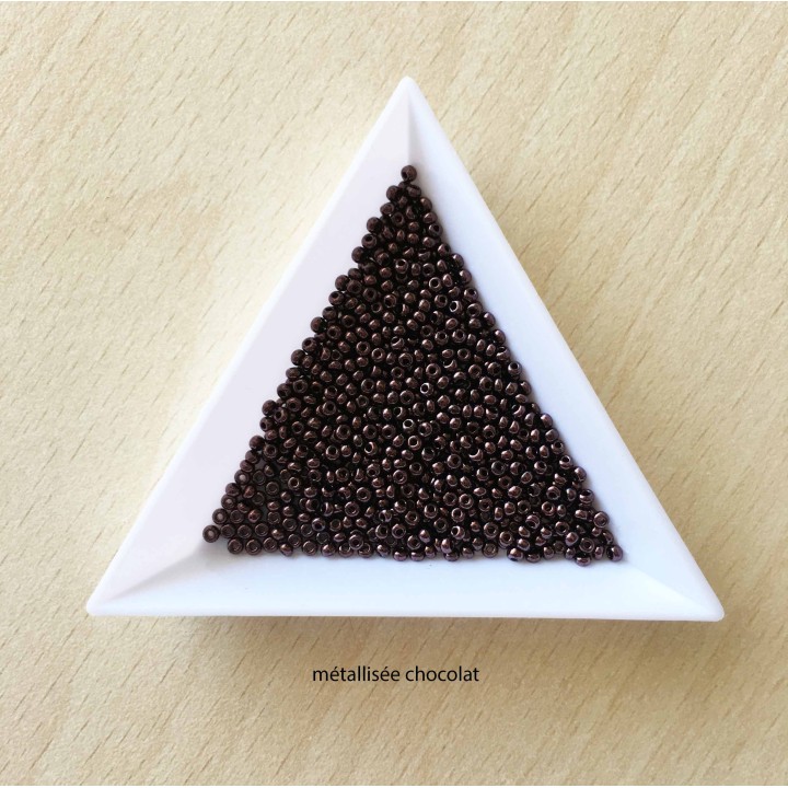 sachet de perles de rocaille couleur argent