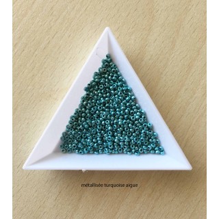 sachet de perles de rocaille couleur turquoise