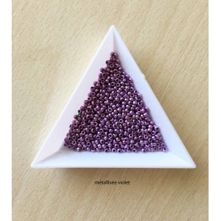 sachet de perles de rocaille couleur violet