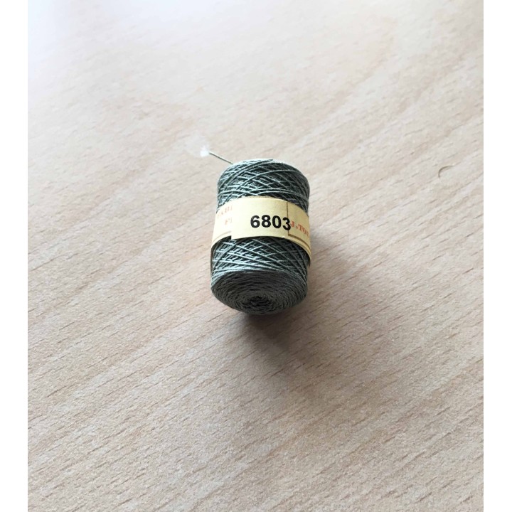 cocon de Calais pour dentelle 