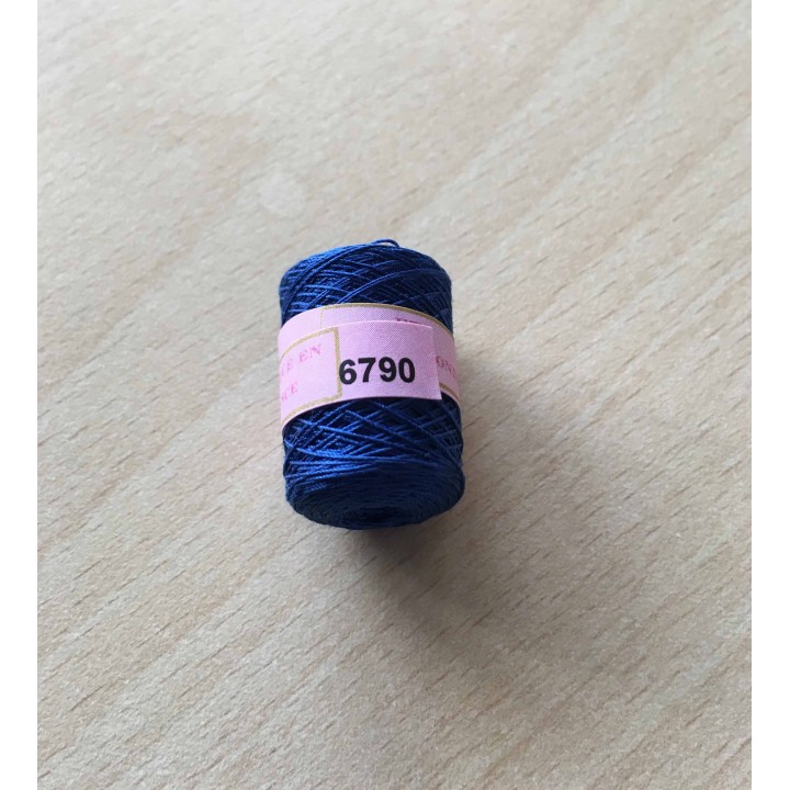 cocon de Calais pour dentelle 6790