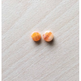 perle artisanale en verre  forme "amande" couleur: ambre 