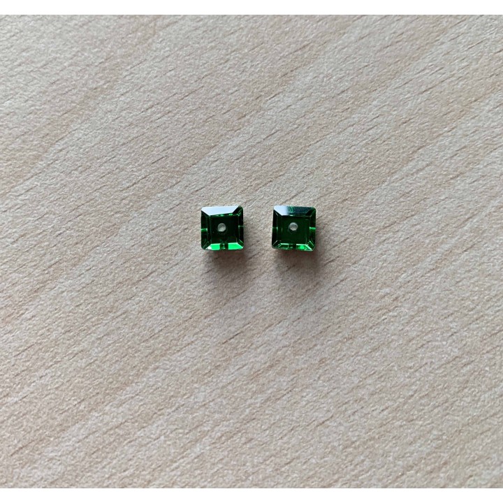 Strass Swarovski cabochon "Chatons"  "rectangle" fuchsia 