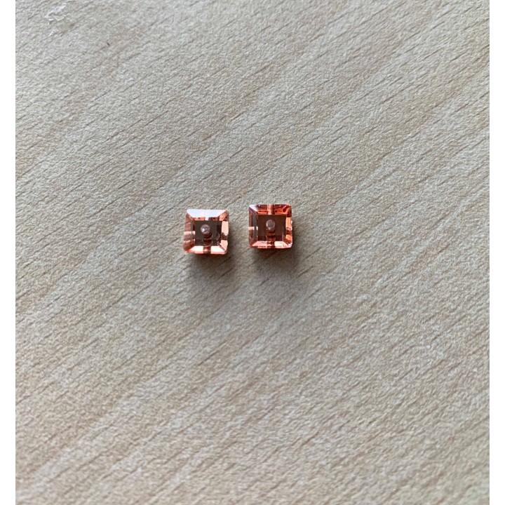 Strass Swarovski cabochon "Chatons"  "rectangle" fuchsia 